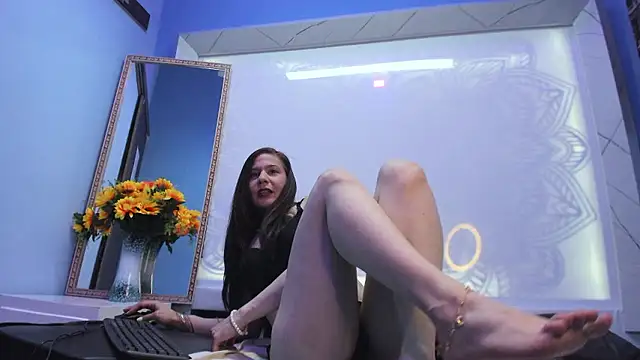 Kylie Bloom online show from 01/10/26, 08:48