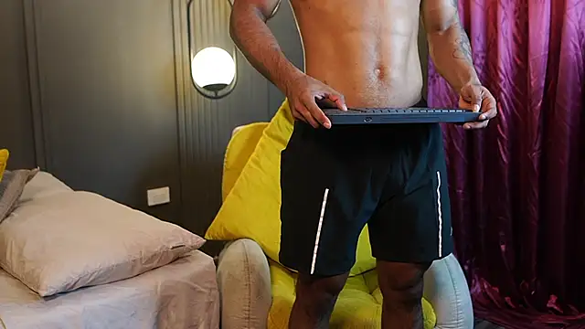 Reik Vonn online show from 12/20/25, 12:19