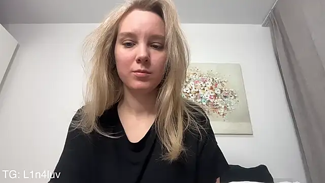 AIicaparkerc online show from 02/16/26, 04:38