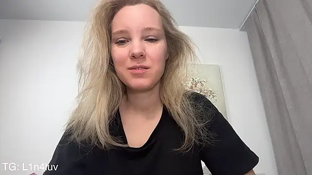 AIicaparkerc online show from 02/23/26, 04:36