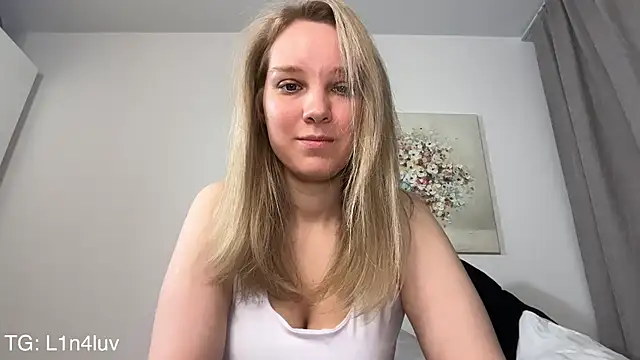 AIicaparkerc online show from 02/28/26, 03:11