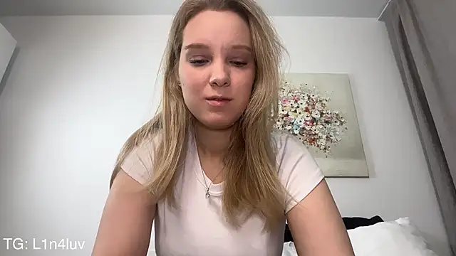 AIicaparkerc online show from 03/13/26, 02:27