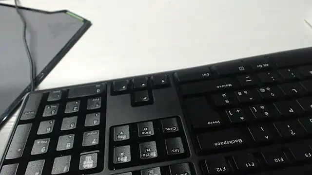 Snapshot of marabarbie chatting on 10/15/25, 10:34 marabarbie online show from 10/15/25, 10:34