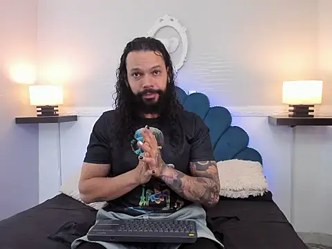 AlukardBig online show from 11/05/25, 01:03