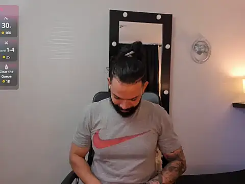 AlukardBig online show from 11/29/25, 12:38