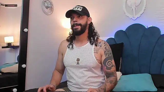 AlukardBig online show from 12/05/25, 01:32