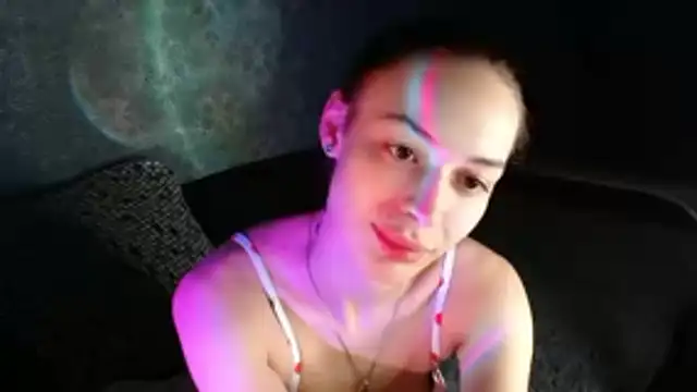 Daphne Darkthorn online show from 11/15/25, 08:02