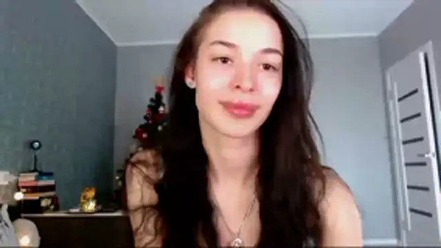 Snapshot of Daphne_Darkthorn chatting on 01/06/26, 05:28 Daphne Darkthorn online show from 01/06/26, 05:28