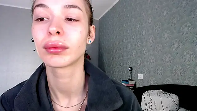 Snapshot of Daphne_Darkthorn chatting on 01/12/26, 05:47 Daphne Darkthorn online show from 01/12/26, 05:47