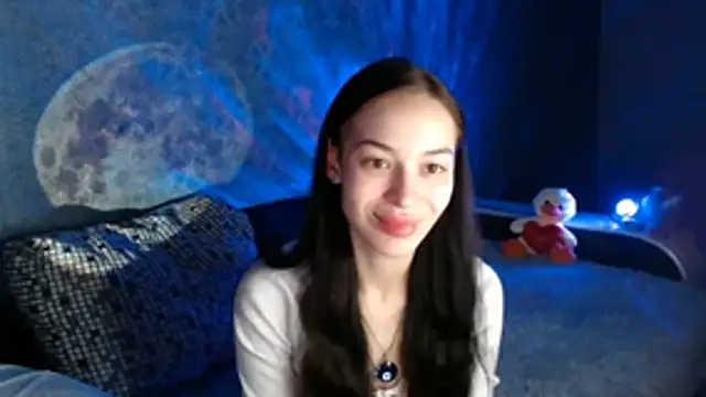 Daphne Darkthorn online show from 11/13/25, 12:03