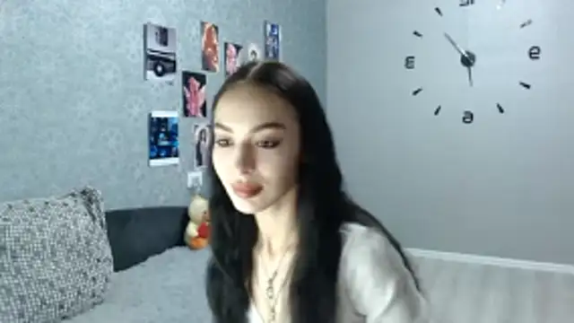 Daphne Darkthorn online show from 10/20/25, 03:08