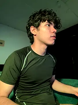 Im Camii online show from 11/18/25, 05:16