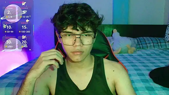 Im Camii online show from 10/25/25, 10:43