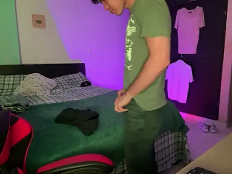 Im Camii online show from 04/14/26, 06:46