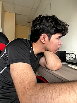 Im Camii online show from 11/24/25, 05:13