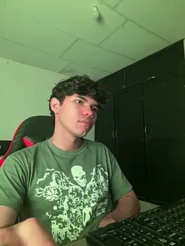 Im Camii online show from 12/18/25, 10:13