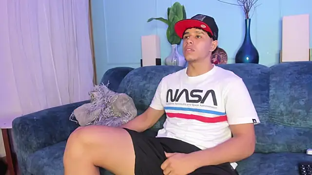 Adrian Volt online show from 12/14/25, 03:13