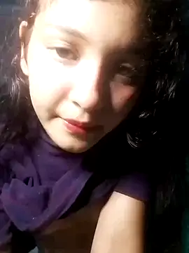Snapshot of soymelisa2 chatting on 10/11/25, 12:11 soymelisa2 online show from 10/11/25, 12:11