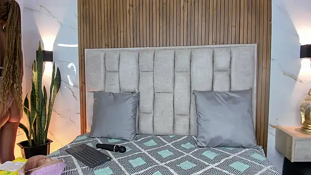 Sassha ferrer online show from 01/07/26, 07:30