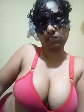 Expose Queen online show from 01/10/26, 04:57