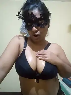 Expose Queen online show from 01/09/26, 05:09