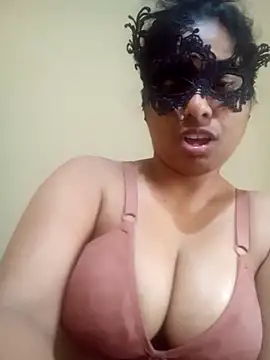 Expose Queen online show from 03/11/26, 05:12