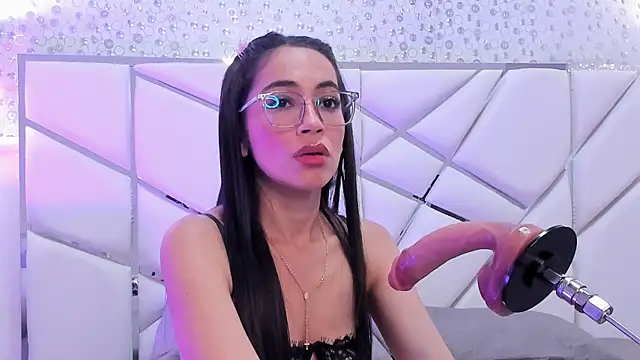GabbiePrice online show from 05/11/26, 02:56
