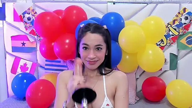 Snapshot of GabbiePrice chatting on 06/27/26, 12:22 GabbiePrice online show from 06/27/26, 12:22