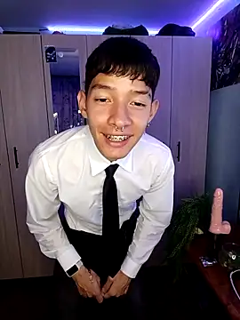 heyy noah11 online show from 11/02/25, 02:49