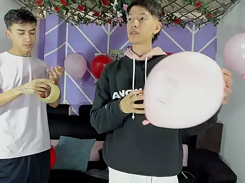 heyy noah11 online show from 02/14/26, 01:44