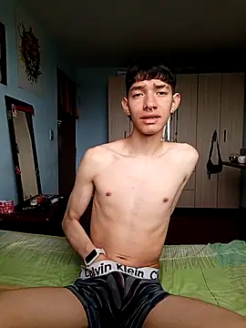 heyy noah11 online show from 10/27/25, 04:19