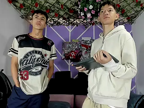 heyy noah11 online show from 02/16/26, 01:43