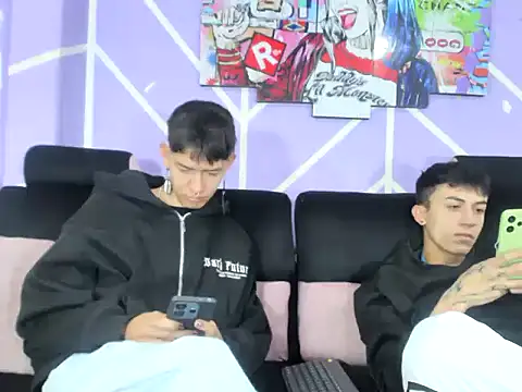 heyy noah11 online show from 04/12/26, 01:36