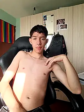heyy noah11 online show from 04/30/26, 08:57