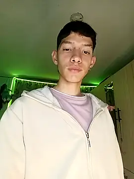 heyy noah11 online show from 12/23/25, 02:55