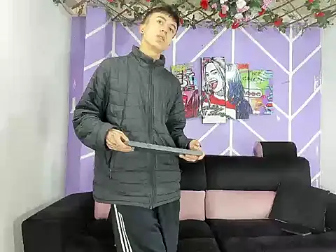 heyy noah11 online show from 03/28/26, 01:34