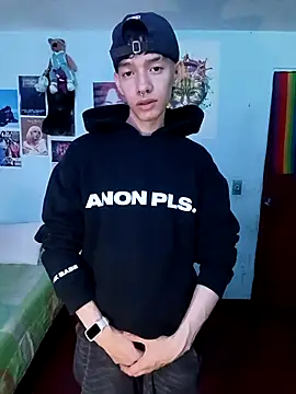 heyy noah11 online show from 10/23/25, 02:32