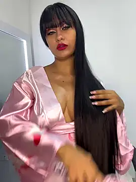 Snapshot of _Isabella_1 chatting on 11/11/25, 02:39 Isabella 1 online show from 11/11/25, 02:39