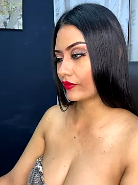 Snapshot of _Isabella_1 chatting on 11/02/25, 02:38 Isabella 1 online show from 11/02/25, 02:38