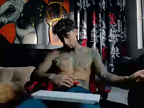 Molotov Explosive online show from 10/27/25, 09:38