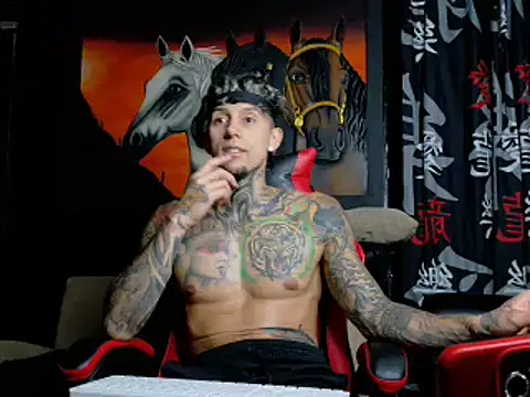 Molotov Explosive online show from 10/22/25, 04:23