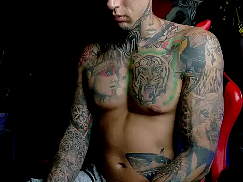 Molotov Explosive online show from 03/31/26, 01:40