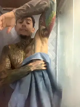 Molotov Explosive online show from 11/04/25, 03:16