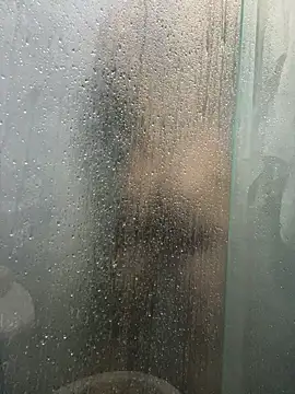 Molotov Explosive online show from 11/11/25, 03:51