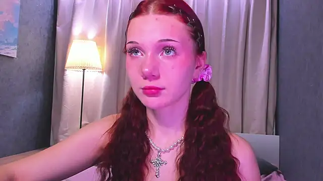 Snapshot of MargoViento chatting on 02/20/26, 08:33 MargoViento online show from 02/20/26, 08:33