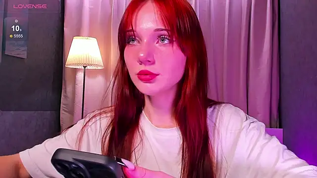 Snapshot of MargoViento chatting on 02/27/26, 08:41 MargoViento online show from 02/27/26, 08:41