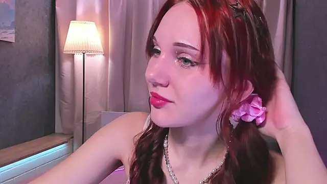 Snapshot of MargoViento chatting on 02/15/26, 08:52 MargoViento online show from 02/15/26, 08:52