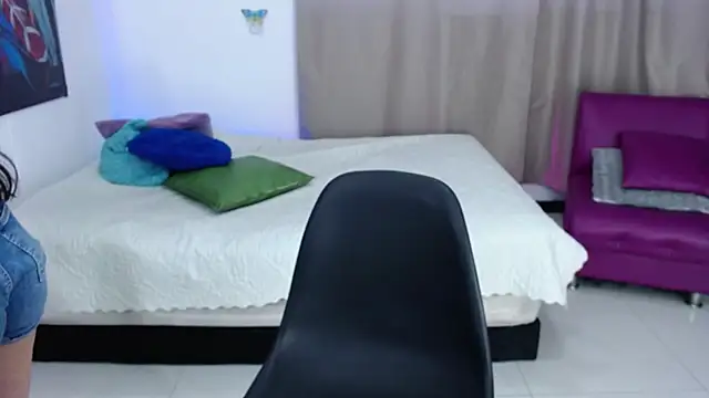 skarlett222 online show from 10/22/25, 11:14