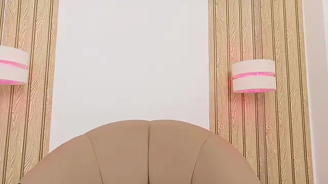 Belindamuller online show from 11/12/25, 03:43