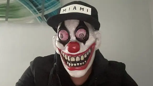 ChillNSpill online show from 10/31/25, 05:42